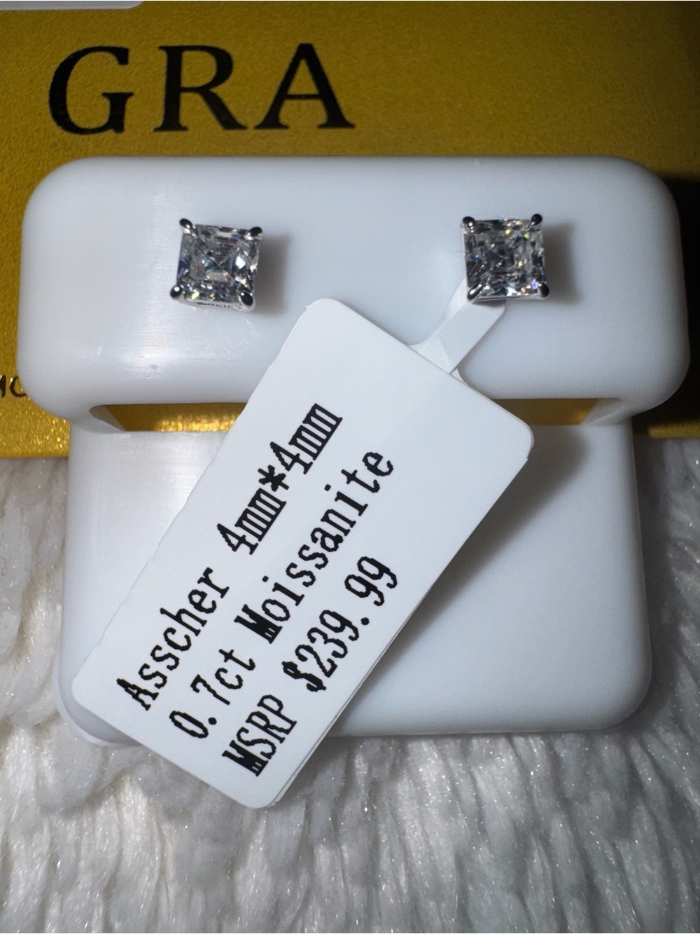 NEW  Stunning Moissanite Princess Stud Earrings 0.7 ct
